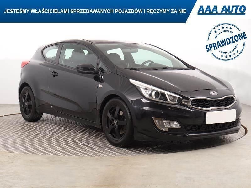 Używany Kia ProCeed 2014 Czarny Hatchback