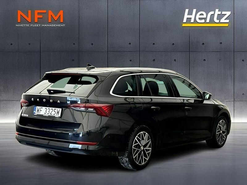 Używany Skoda Octavia Style 2021 Czarny Kombi