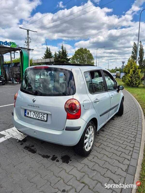 Używany Renault Modus 2005 Srebrny Minivan