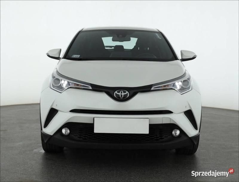 Biały Używany 2019 Toyota C-HR SUV | 71 999 zł (Uczciwa cena) - Obraz 1/4