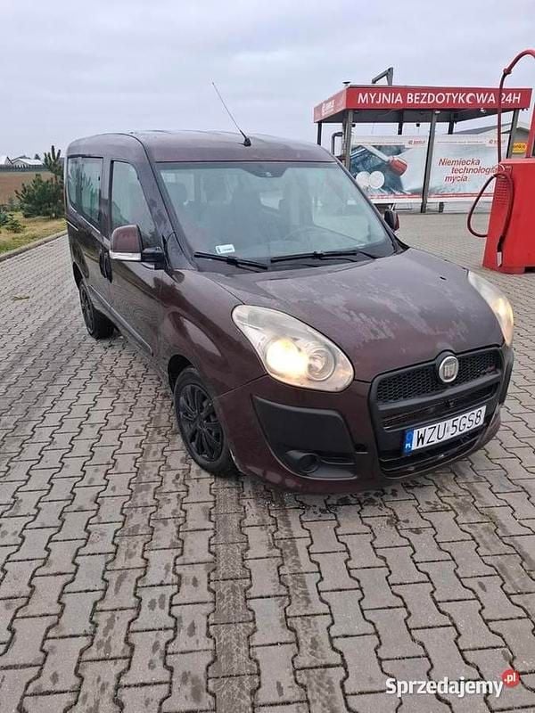 Używany Fiat Doblò 2009 Minivan