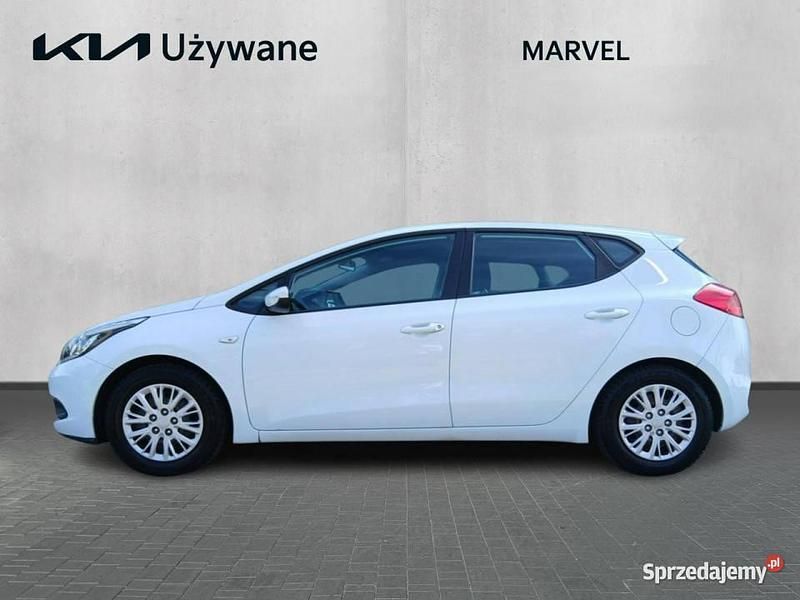 Biały (metalik) Używany 2015 Kia Ceed 2 Hatchback | 34 900 zł (Uczciwa cena) - Obraz 1/4