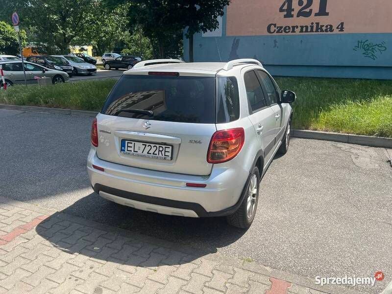 Używany Suzuki SX4 120 KM (88 kW) 2012 Srebrny Hatchback