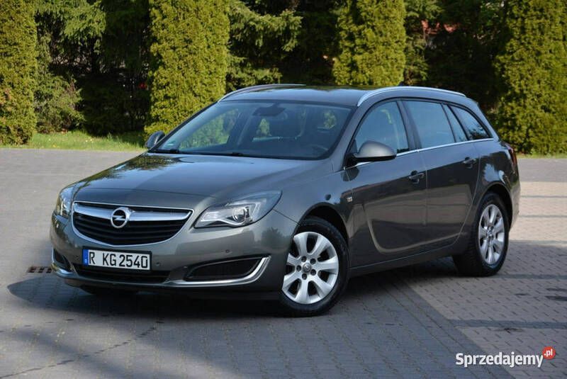 Szary (metalik) Używany 2017 Opel Insignia Kombi | 38 900 zł (Super Cena) - Obraz 1/4