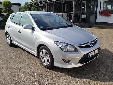 Srebrny Używany 2011 Hyundai i30 Hatchback | 17 900 zł (Uczciwa cena) - Obraz 1/4