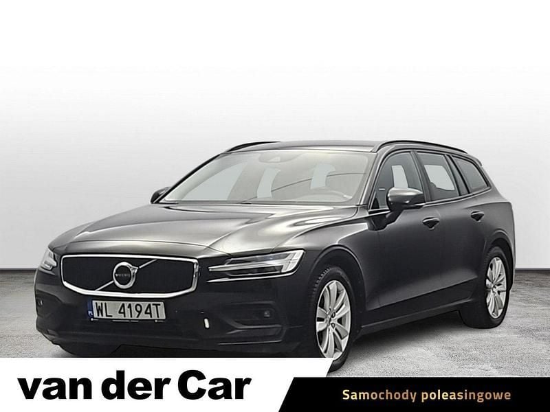 Czarny Używany 2022 Volvo V60 Momentum Kombi | 106 900 zł (Drogi) - Obraz 1/4