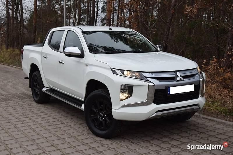 Biały Używany 2021 Mitsubishi L200 Pickup | 93 640 zł - Obraz 1/4