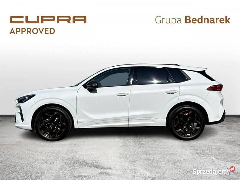 Biały Używany 2024 Cupra Terramar SUV | 154 900 zł - Obraz 1/4