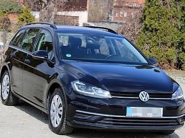 Inny kolor Używany 2019 VW Golf VII Kombi | 45 900 zł (Uczciwa cena) - Obraz 1/4