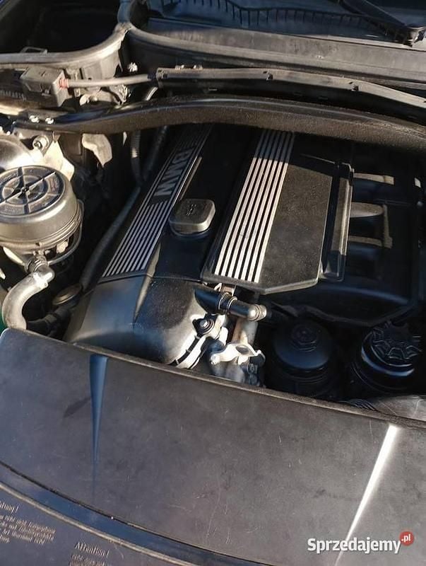 Czarny Używany 2004 BMW X3 SUV | 20 500 zł (Uczciwa cena) - Obraz 1/4