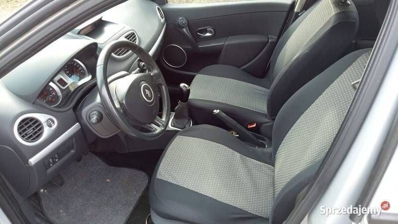 Srebrny Używany 2005 Renault Clio III Hatchback | 8500 zł - Obraz 1/4
