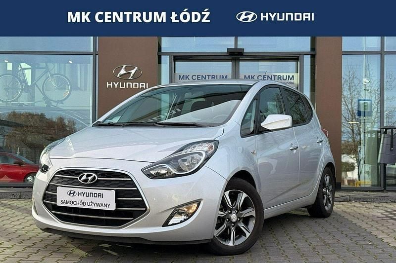 Używany Hyundai i20 Comfort 125 KM (91 kW) 2018 Srebrny Minivan