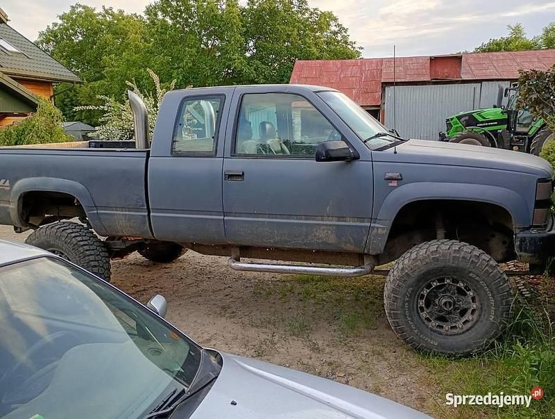 Używany 1998 Chevrolet Silverado | 35 000 zł - Obraz 1/4