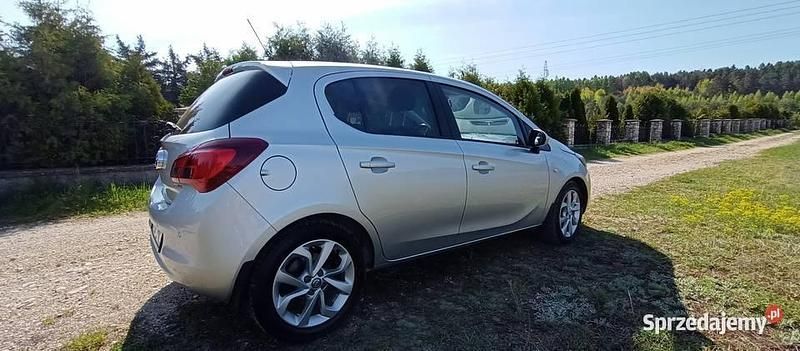 Używany Opel Corsa 2017 Srebrny Hatchback