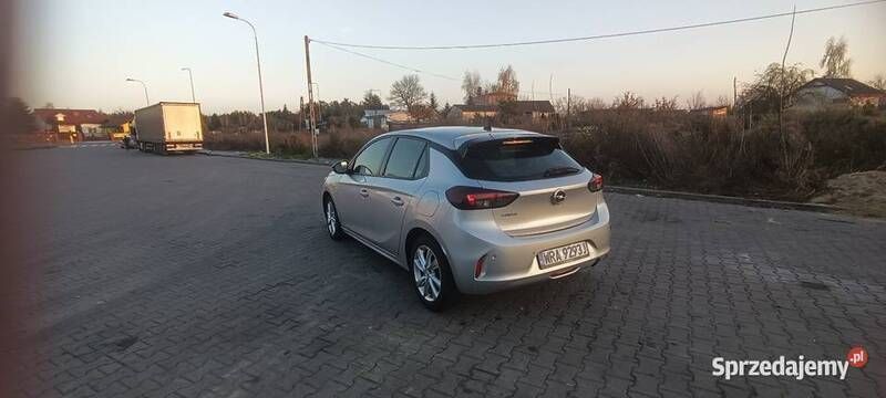 Używany Opel Corsa 2022 Srebrny Hatchback