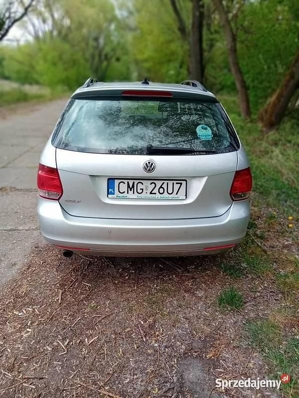 Używany VW Golf VI 2010 Srebrny Hatchback