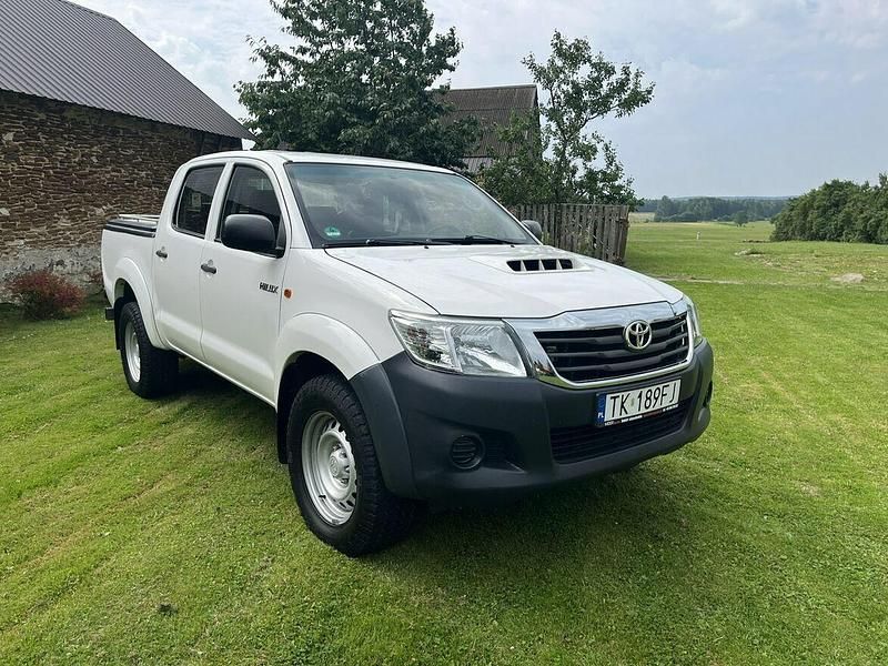 Używany Toyota HiLux 150 KM (110 kW) 2016 Biały Pickup