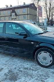 Używany Audi A4 140 KM (102 kW) 2007 Czarny Sedan/Limuzyna