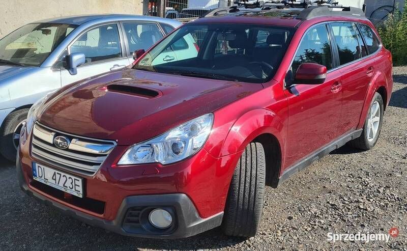Bordowy Używany 2014 Subaru Outback SUV | 33 000 zł - Obraz 1/4