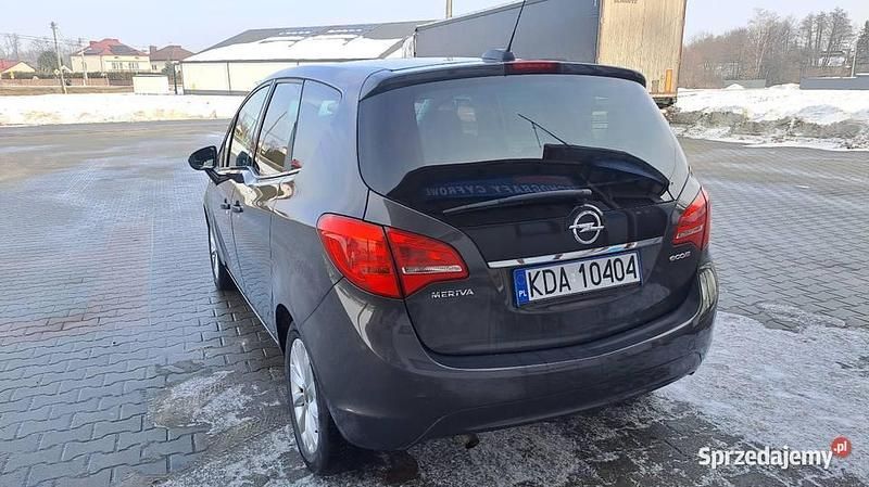 Używany Opel Meriva 2016 Szary Minivan