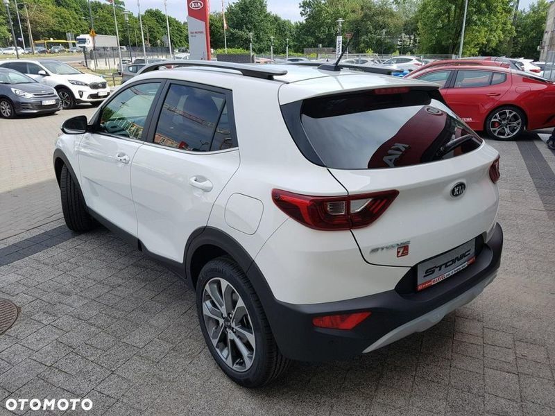 Kia Stonic 1.4 Benzin 100 KM (2018) Łódź AutoUncle