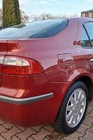Używany Renault Laguna II 120 KM (88 kW) 2001 Bordowy Hatchback