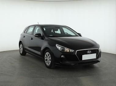 Używany Hyundai i30 99 KM (72 kW) 2017 Czarny Hatchback