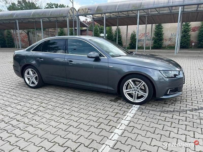 Używany 2017 Audi A4 S-Line | 67 000 zł (Dość drogi) - Obraz 1/4