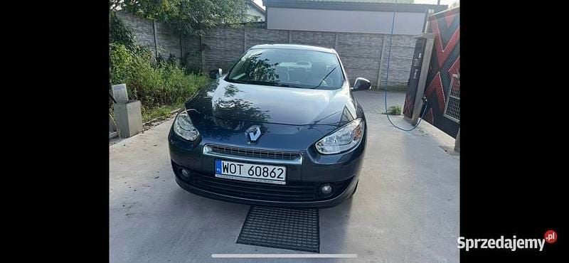 Szary Używany 2010 Renault Mégane III Sedan/Limuzyna | 13 800 zł (Super Cena) - Obraz 1/4