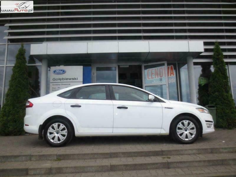 Używany Ford Mondeo 140 KM (102 kW) 2011 Biały Hatchback