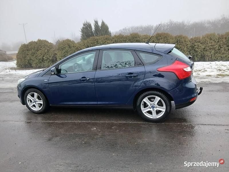 Używany Ford Focus 2012 Granatowy Hatchback