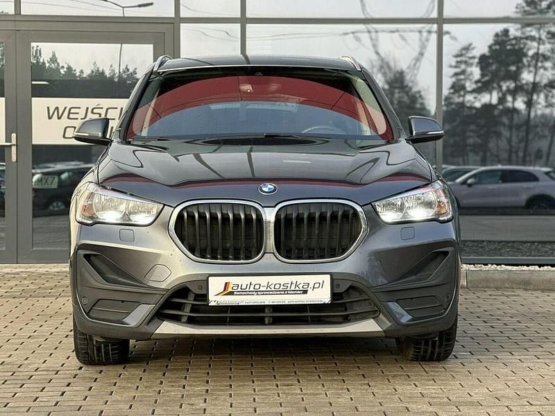 Używany BMW X1 150 KM (110 kW) 2019 Szary SUV