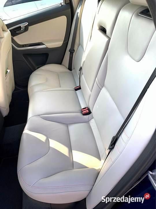 Używany Volvo XC60 2015 Niebieski SUV