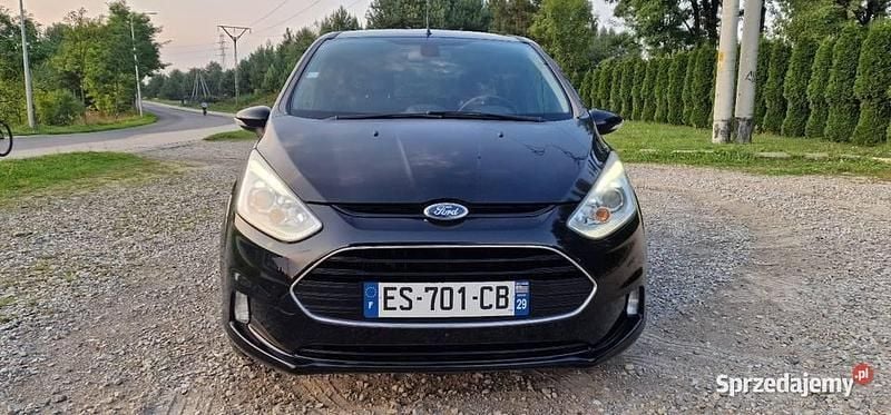 Czarny Używany 2017 Ford B-MAX Minivan | 24 000 zł (Uczciwa cena) - Obraz 1/4