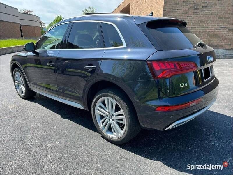 Używany 2018 Audi Q5 Premium Plus SUV | 45 000 zł - Obraz 1/4