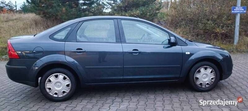 Używany Ford Focus 2007 Granatowy Sedan/Limuzyna
