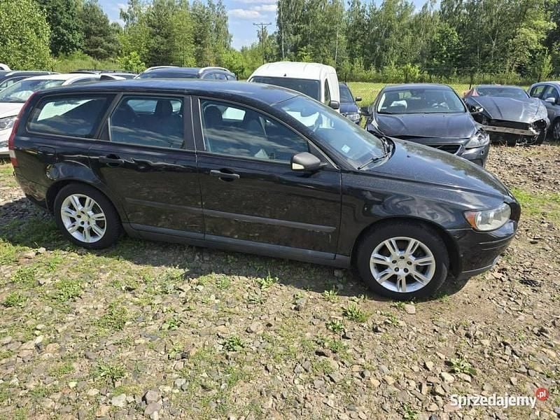 Używany Volvo V50 109 KM (80 kW) 2006 Czarny Kombi