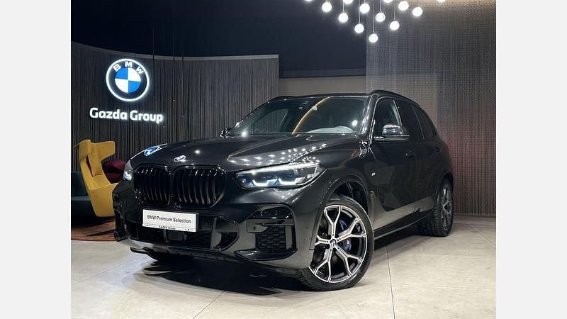 Czarny szafir metalizowany Używany 2023 BMW X5 Shadowline SUV | 259 900 zł (Uczciwa cena) - Obraz 1/3
