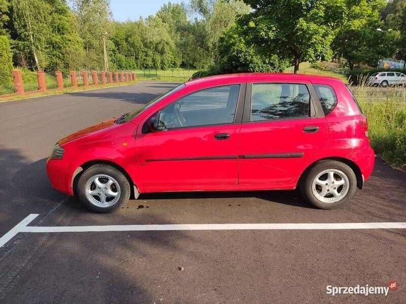 Czerwony Używany 2005 Chevrolet Aveo Hatchback | 2500 zł (Uczciwa cena) - Obraz 1/4