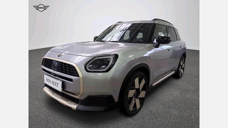 Melting silver iii metalizowany Używany 2024 Mini Countryman SUV | 167 900 zł - Obraz 1/4