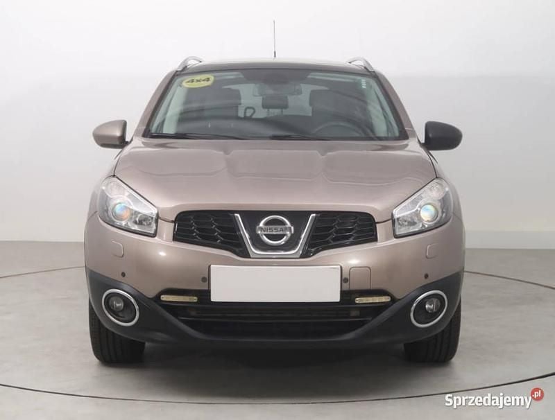 Złoty Używany 2011 Nissan Qashqai +2 SUV | 36 999 zł (Uczciwa cena) - Obraz 1/4