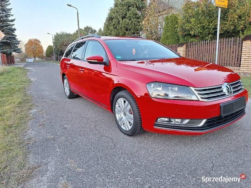 Używany 2011 VW Passat R Kombi | 25 400 zł (Dość drogi) - Obraz 1/4