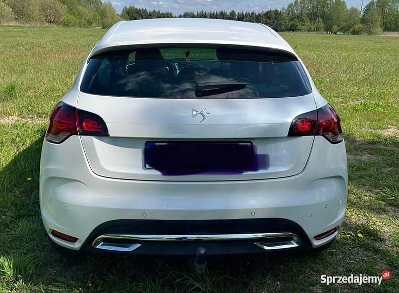 Używany Citroën DS4 2012 Biały Hatchback