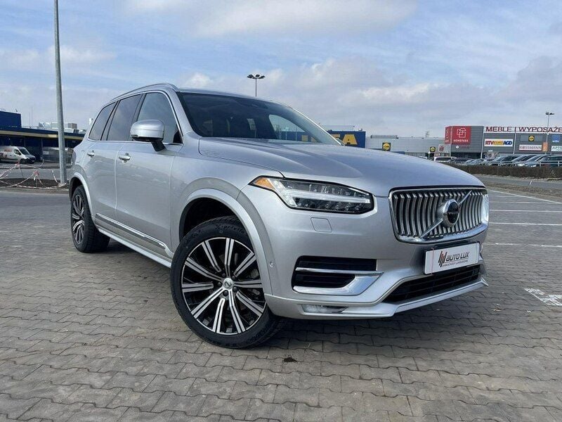 Srebrny (metalik) Używany 2020 Volvo XC90 SUV | 149 800 zł (Super Cena) - Obraz 1/4