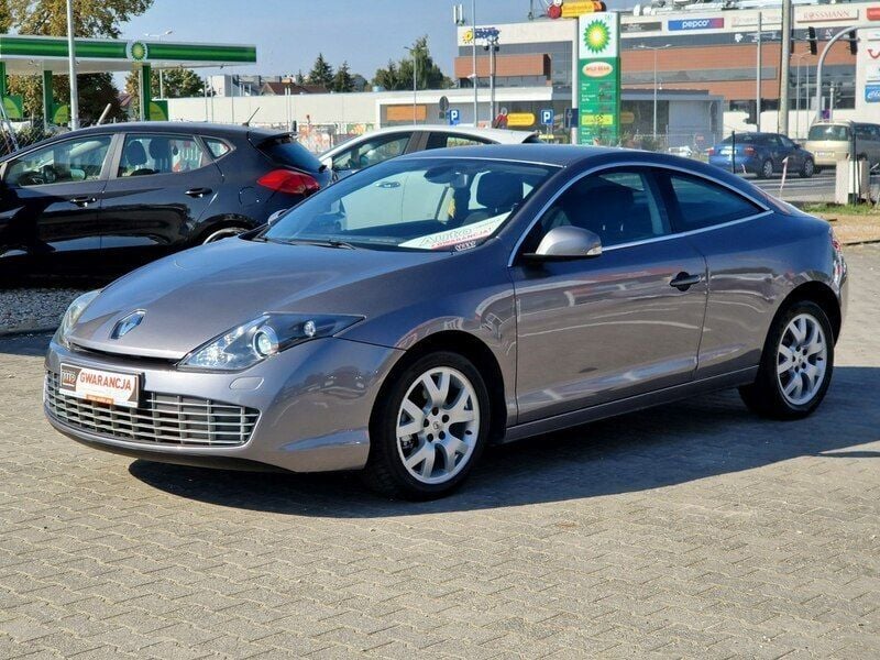 Używany Renault Laguna Coupé 150 KM (110 kW) 2009 Szary Coupe