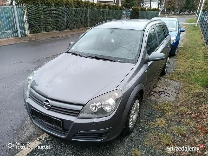 Szary Używany 2005 Opel Astra Kombi | 8600 zł (Dość drogi) - Obraz 1/4
