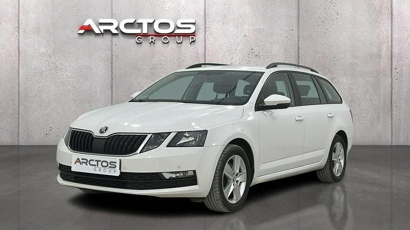 Biały Używany 2020 Skoda Octavia Kombi | 34 100 zł (Super Cena) - Obraz 1/4