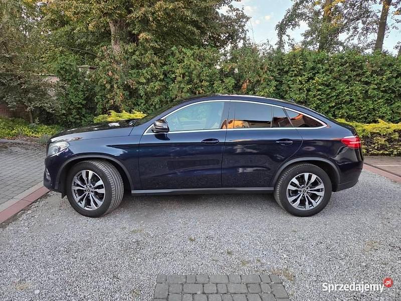 Granatowy Używany 2015 Mercedes GLE350 Coupe | 145 000 zł - Obraz 1/4