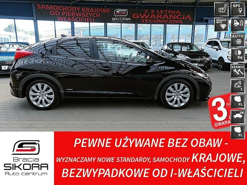 Czarny Używany 2012 Honda Civic Executive Hatchback | 43 900 zł (Uczciwa cena) - Obraz 1/4