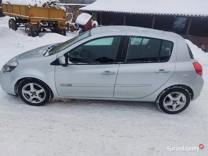 Używany 2011 Renault Clio II | 10 500 zł (Uczciwa cena) - Obraz 1/4